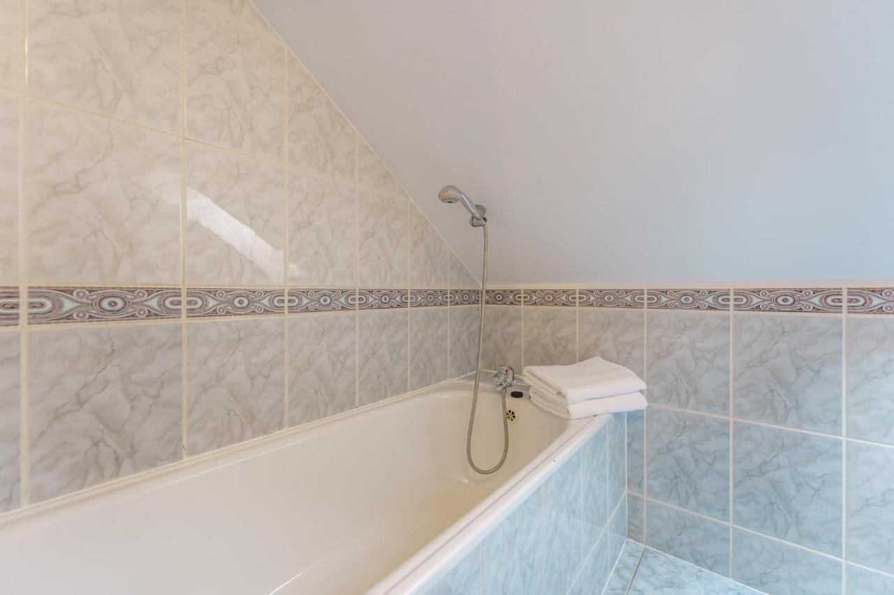 Klimatyczny Apartament Przy Bulwarze Optima Apartment Kolobrzeg Bagian luar foto