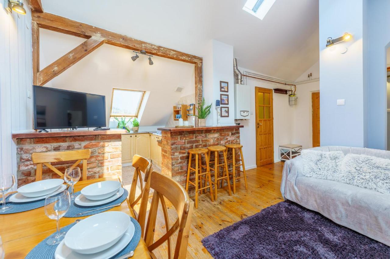 Klimatyczny Apartament Przy Bulwarze Optima Apartment Kolobrzeg Bagian luar foto